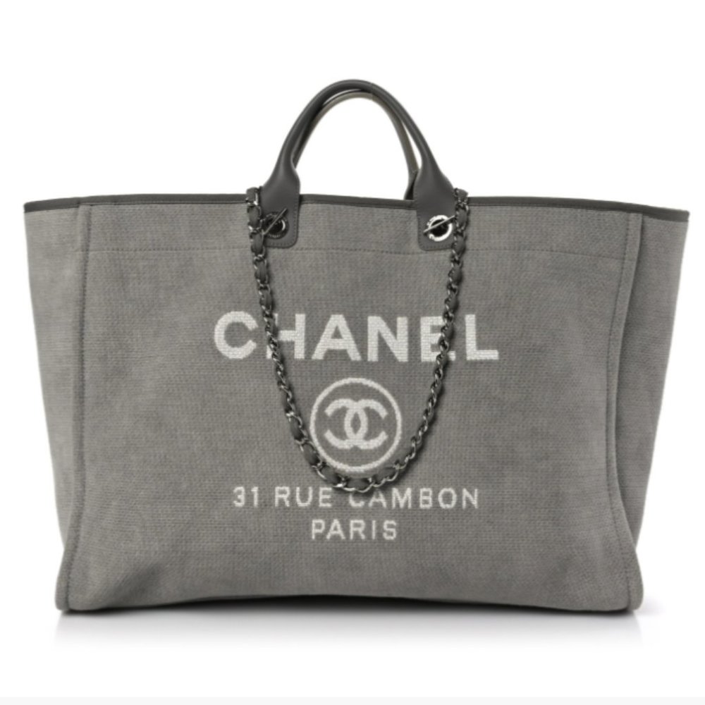 C H A N E L  2015 Canvas Large Deauville Tote Grey